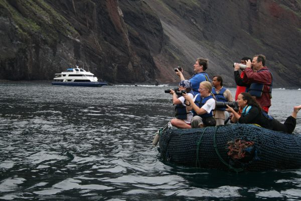 Punta Vicente Roca Panga Tour