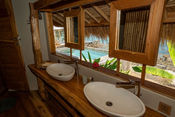 Savu Cliffvilla Bad