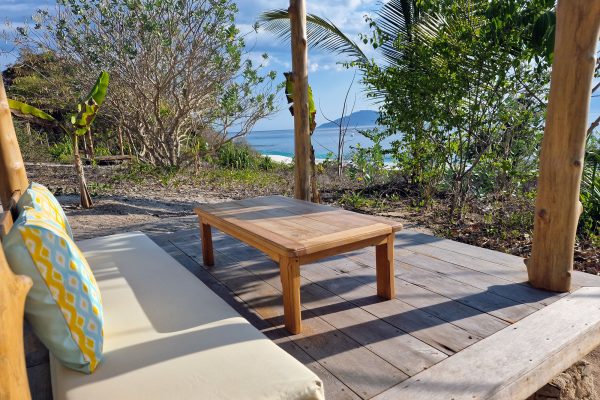 Sunbeds at Savu Beachvillas