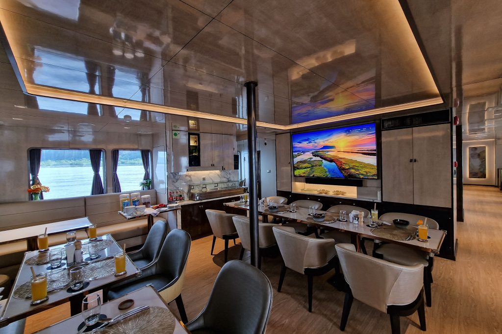 Dining Area Velocean