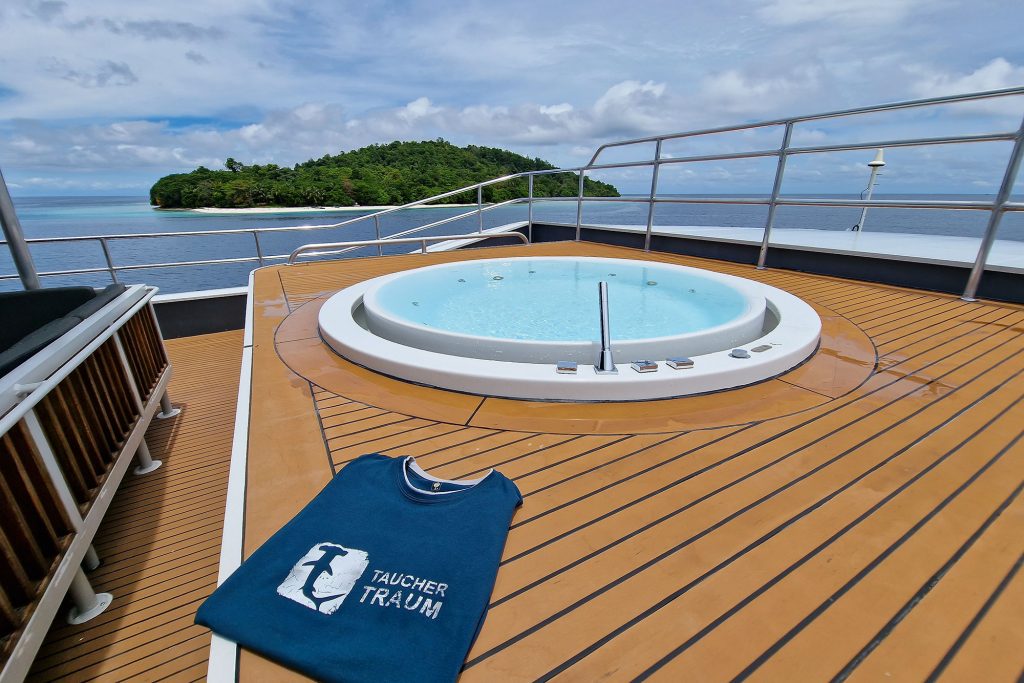 Jacuzzi at Velocean Liveaboard