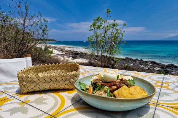 Lunch at Savu