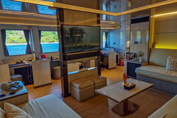 Velocean Liveaboard TV Lounge